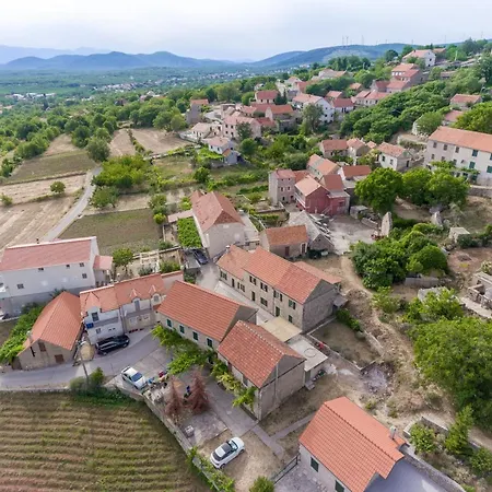 Authentic Stone House Rustica Near Makarska Riviera 4* Lovrec